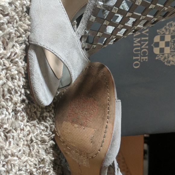 Suede peep toe pumps - Picture 3 of 4